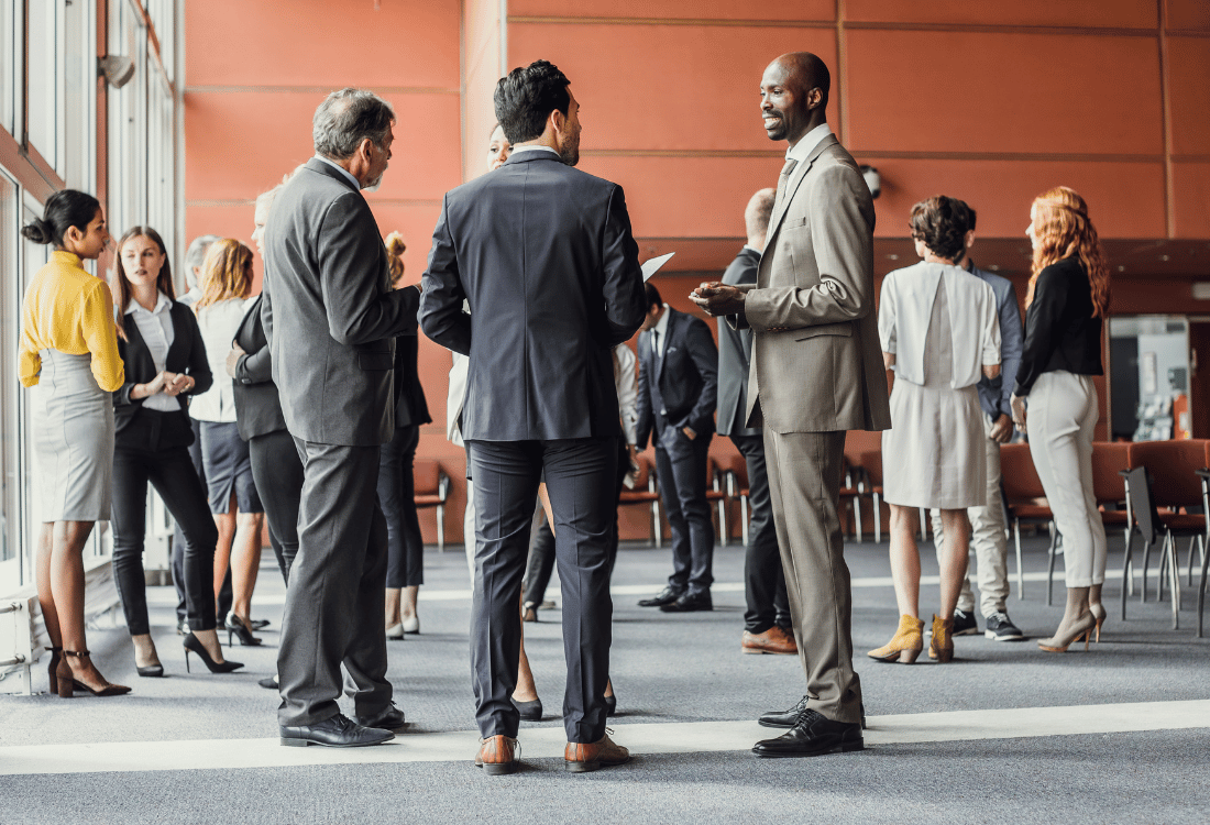Trade-Shows-vs-Virtual-Events-Adapting-to-New-Marketing-Realities