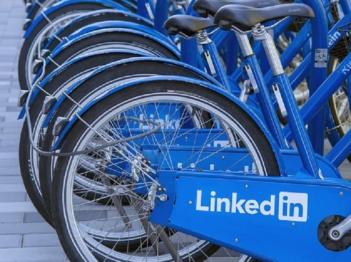 Using LinkedIn for Lead Generation – Sales Navigator vs. LinkedIn Professional